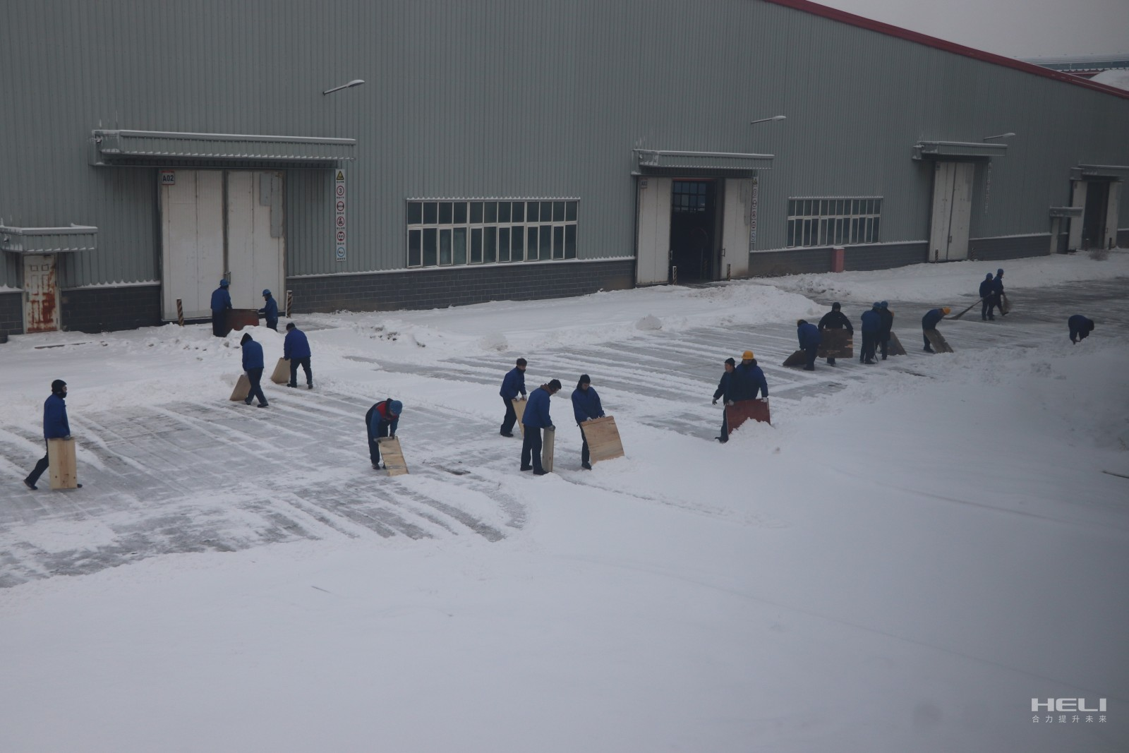 4-3 担当作为,迅速投身战寒斗雪.jpg 4-3 担当作为,迅速投身战寒斗雪.jpg